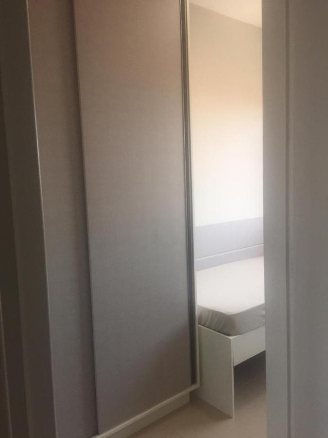 Casa Enseada Proximo Ao Mar E Comercios Com 2 Ar Split Holiday home